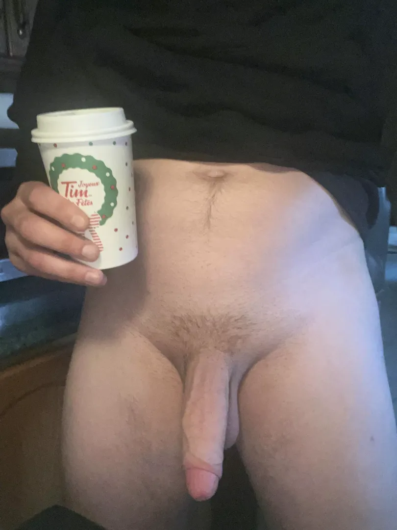(25m) Morning to all from the great white 🇨🇦