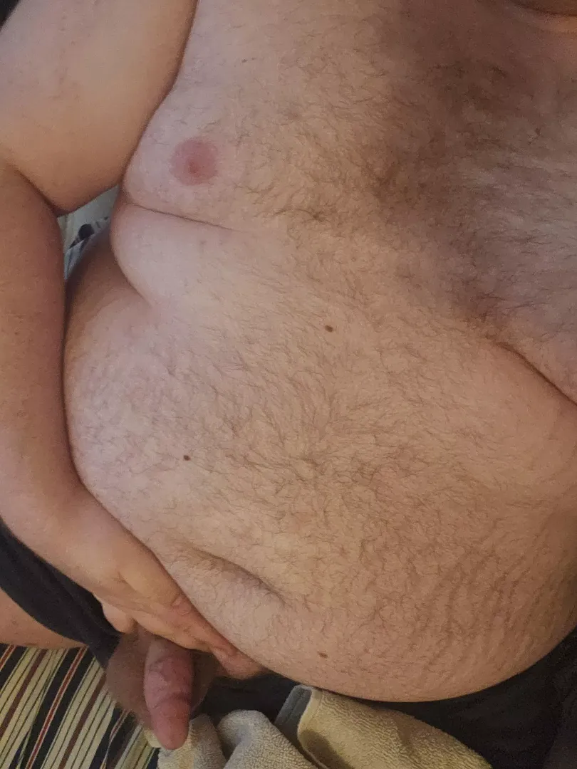 25m This Cajun virgin is bored and horny. need to get a woman to help me out sometimes. Jerking off alone is getting boring.
