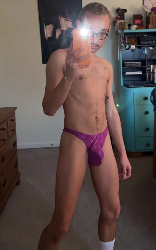 26 slut looking to talk dirty, get humiliated and trade pics (not sending live pics right now) add jtexxx8