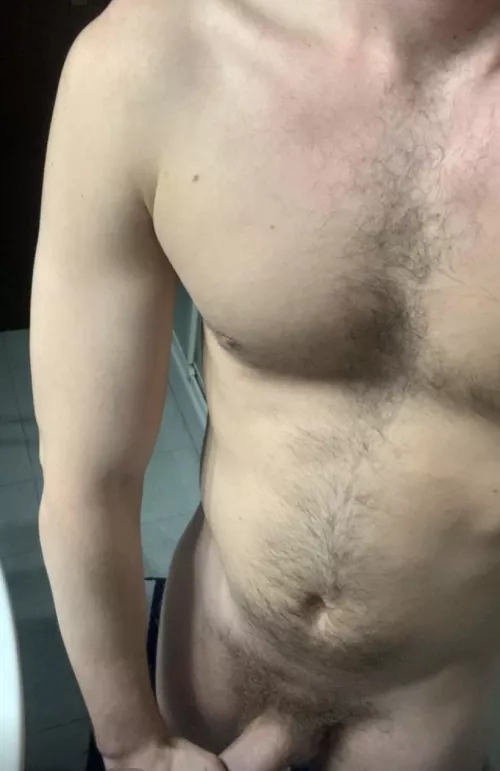 27 curious for muscle bro @leode7443