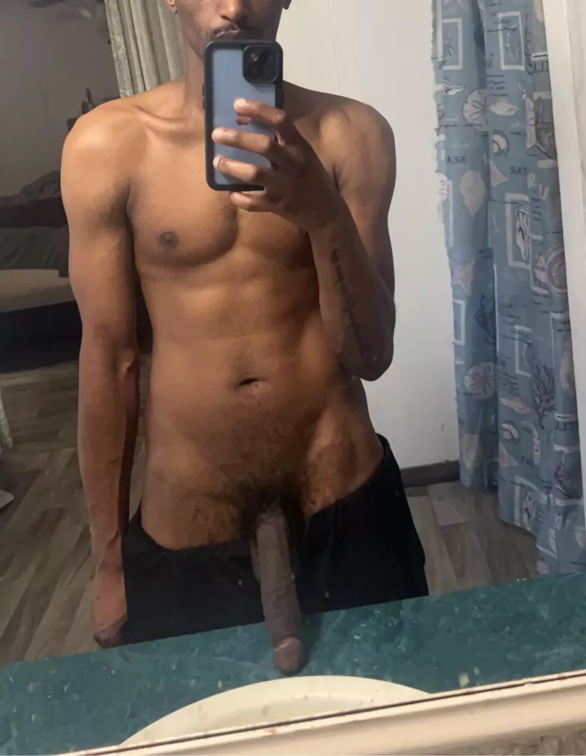 27. Morning wood has me horny af 😈 Hmu nw58296