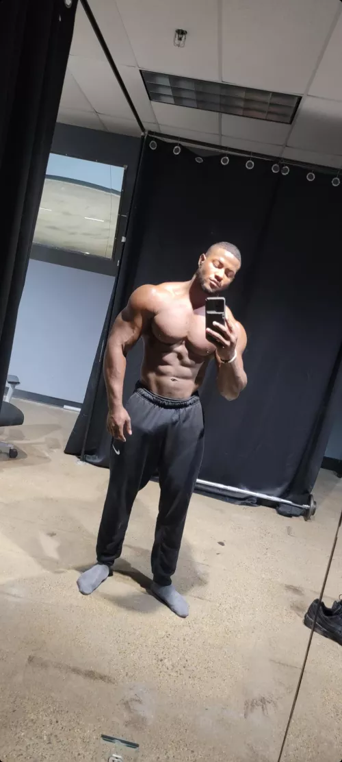 [27] Who wants to wrestle?