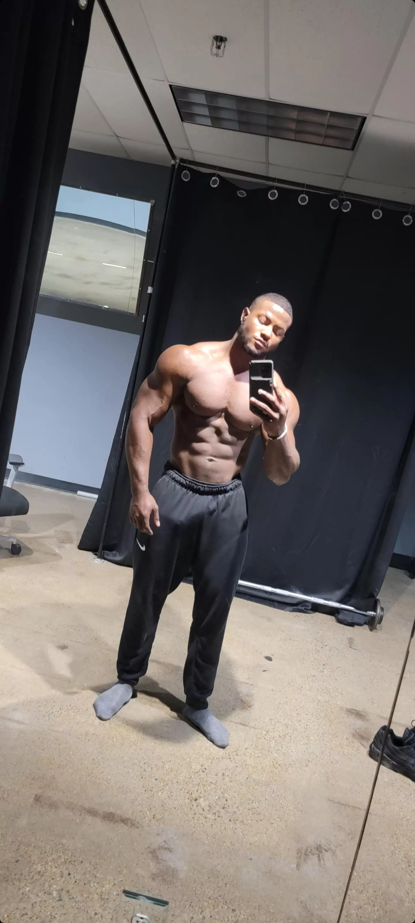 [27] Who wants to wrestle?