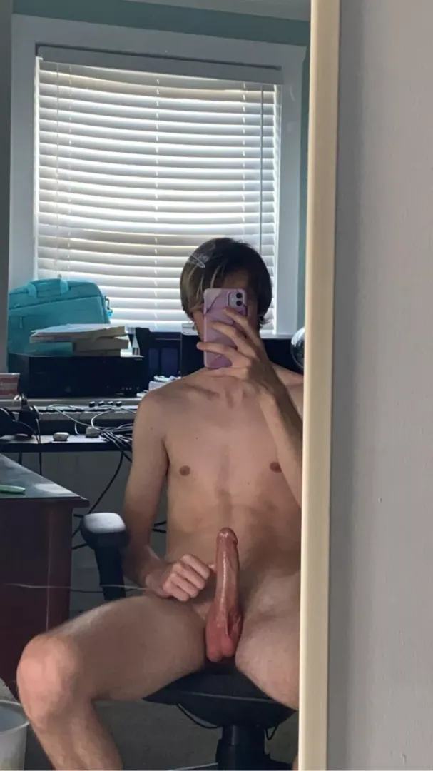 27M SE Virginia, Would love the company of a hotwife or couple