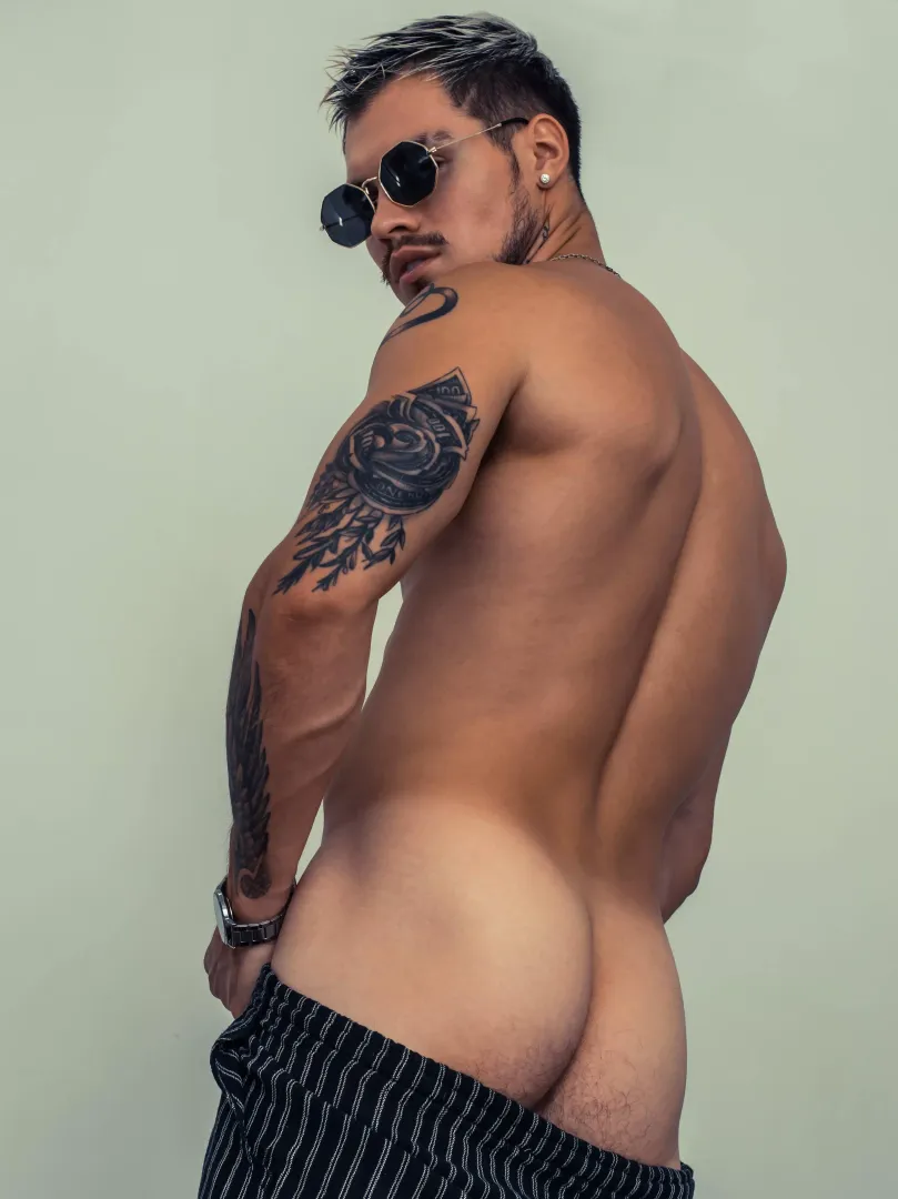 (28) Do you want it? 😏🔥🍑