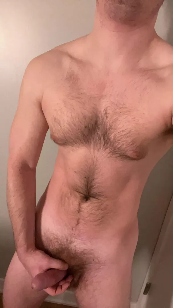 [28] I need a nice gym bro to help me out here