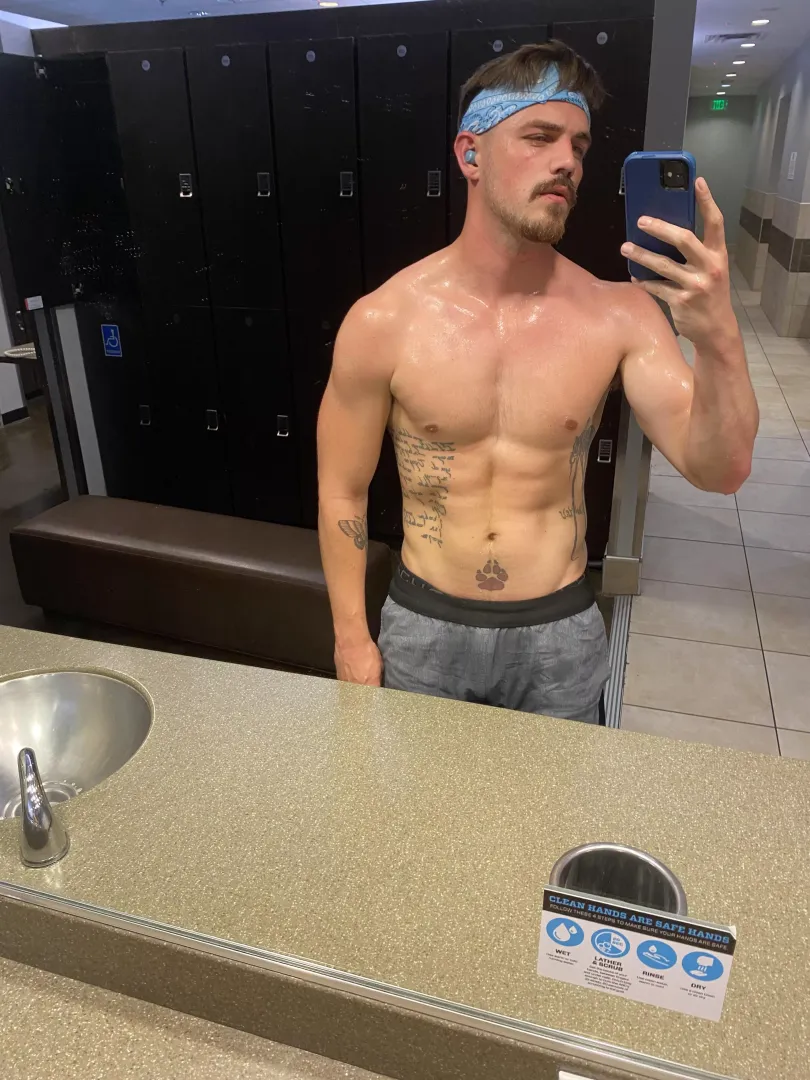 28 yotes05 -send a pic as hello