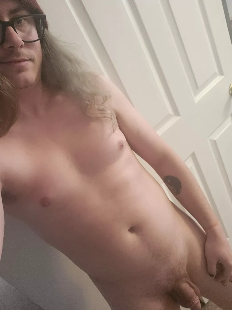 28/5f10/185 got catfished and nudes leaked so now I'm owning it