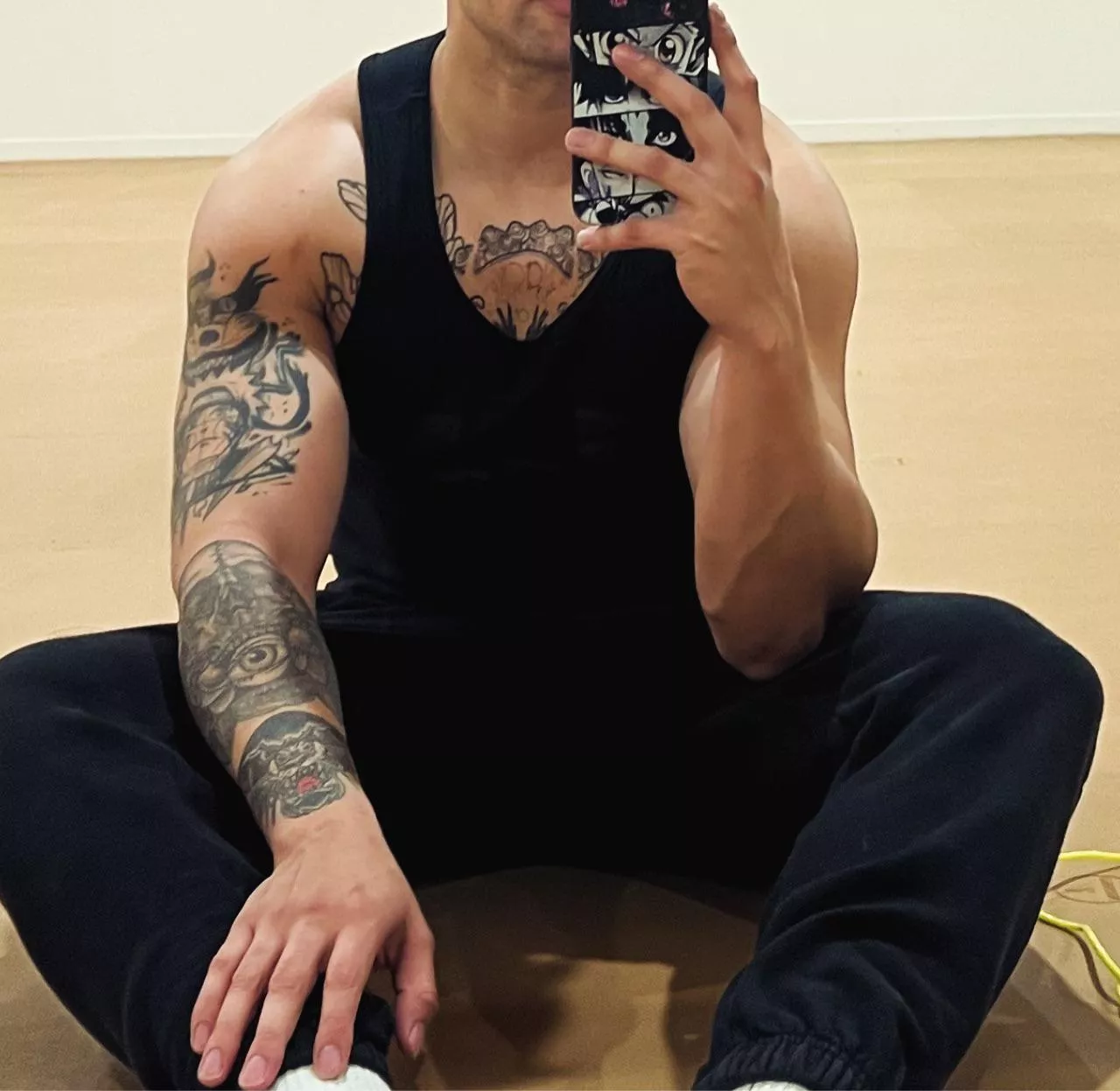 28m 4 40+ milf cougar?