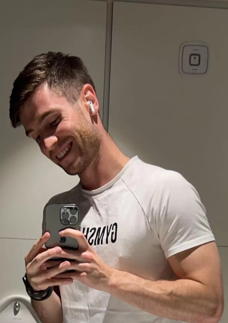28M from Scotland, not sure if i belong here?