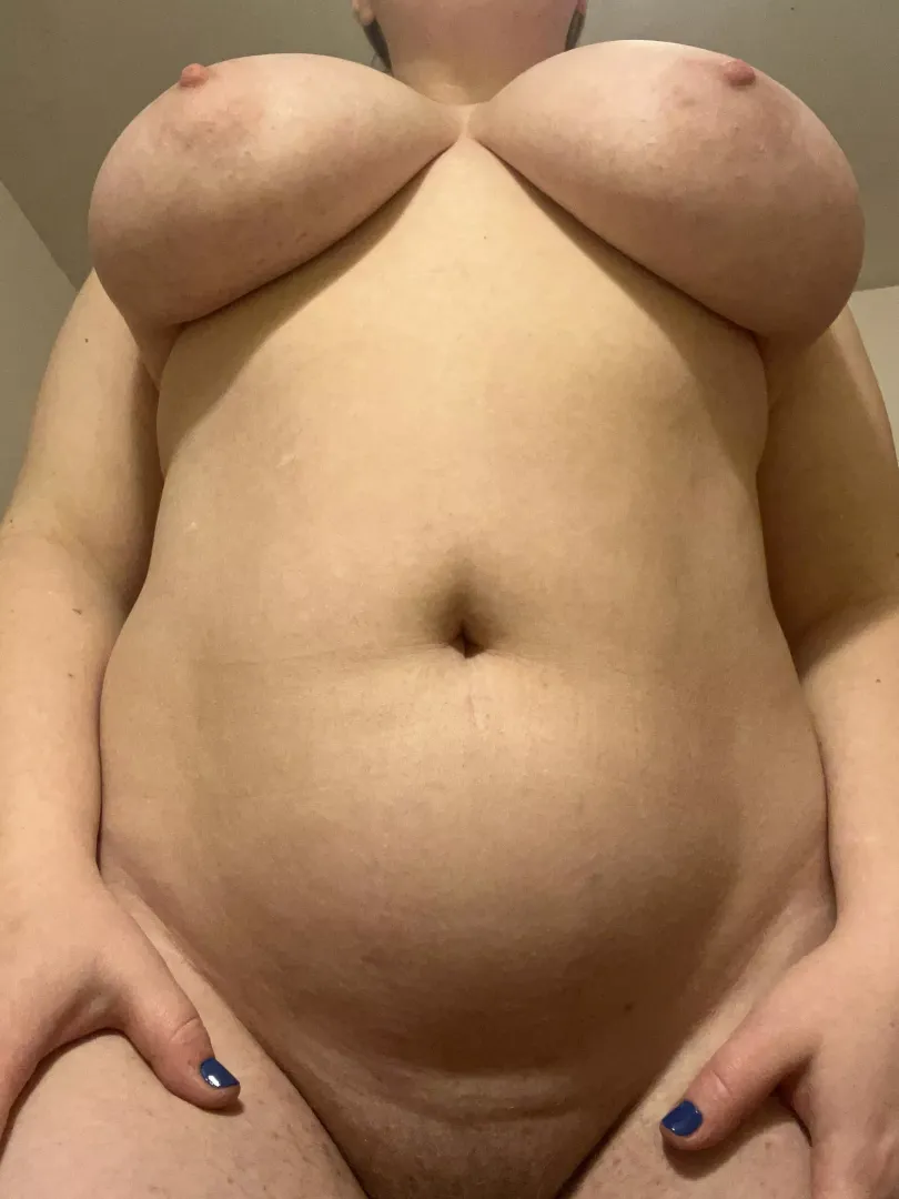 29, 190, 5’4 Be honest, is my tummy distracting from the rest?