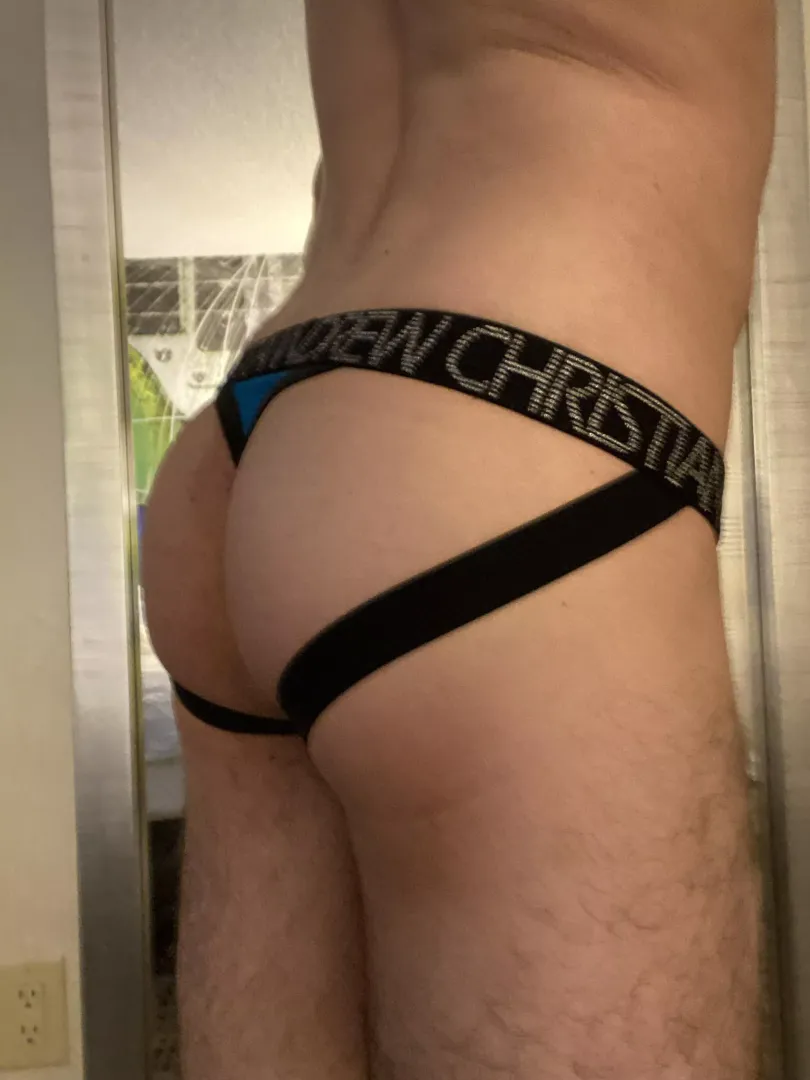 29 looking for a telegram or session buddy 😈