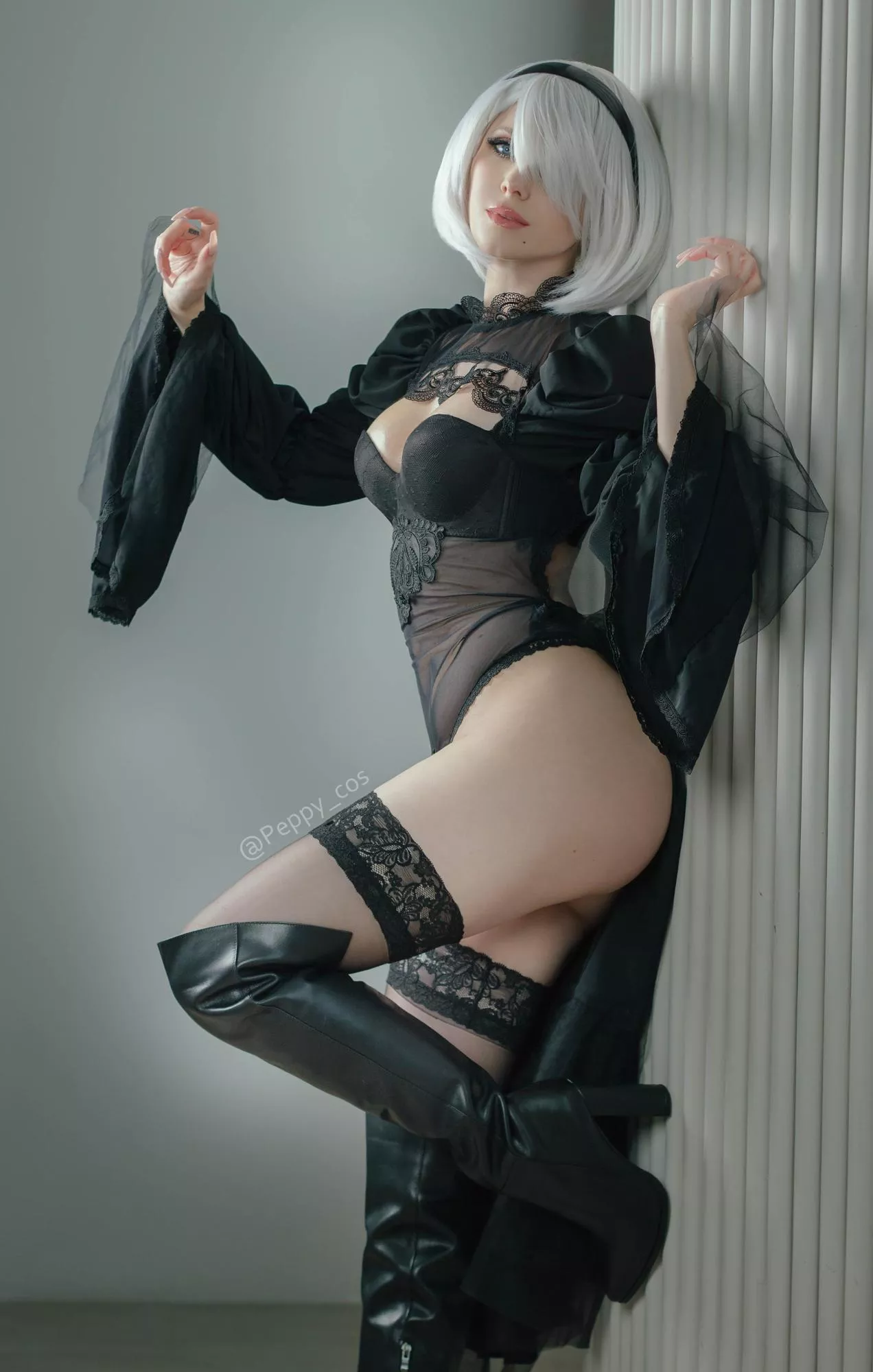 2B from Nier: Automata cosplay by Peppy_cos
