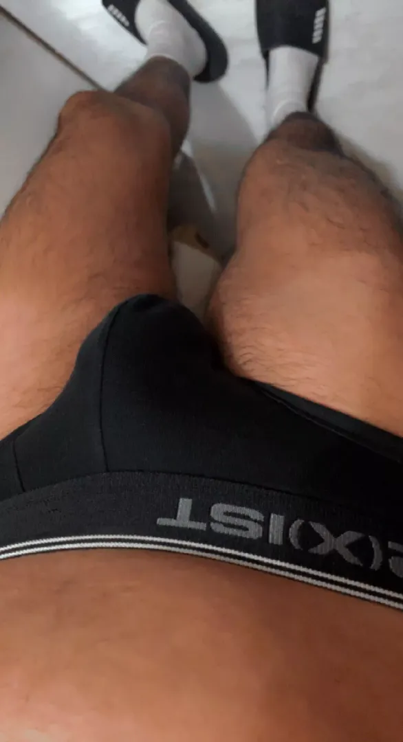 2xist black briefs and white socks