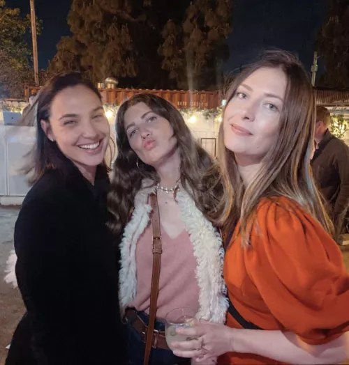 3 beautiful milfs