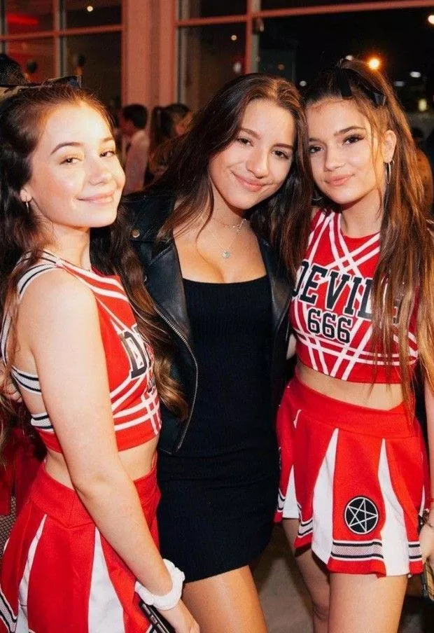 [3] cheerleaders