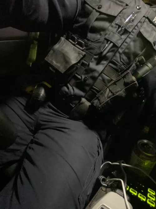 3 hours left and very bored. Keep me awake with chats