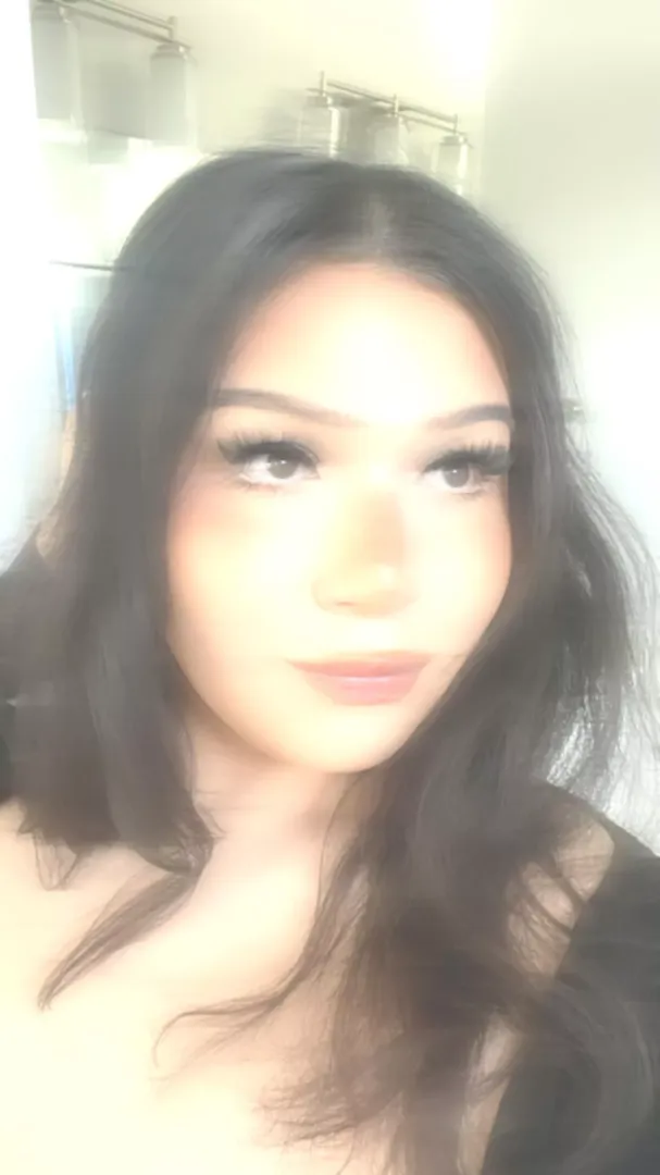 <3