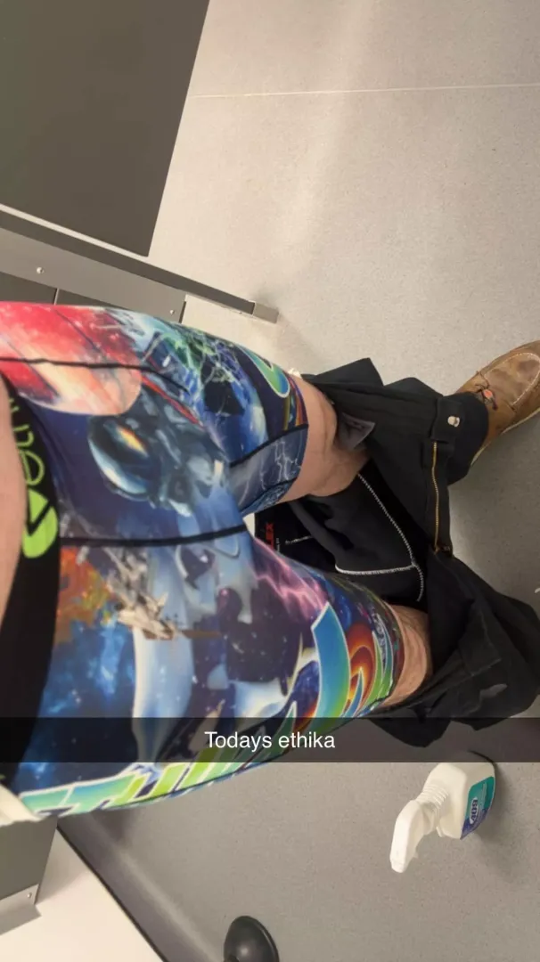 30 daddy here who likes my boxers add b_lee20223769 snap