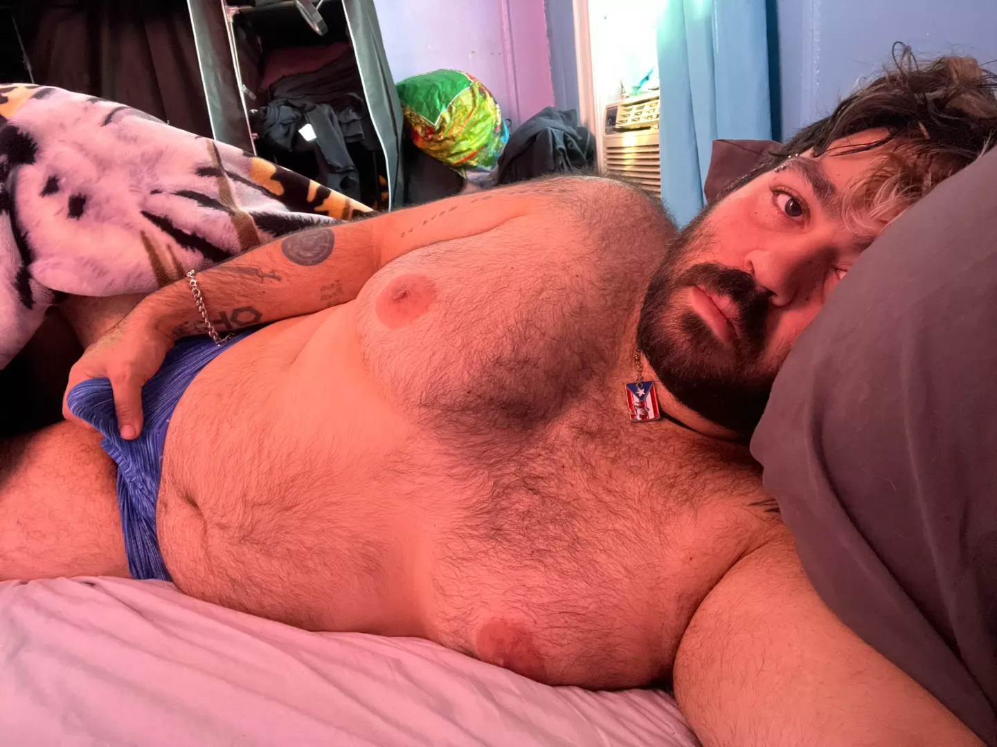 30 NYC. Bed head and morning wood for you ❤️