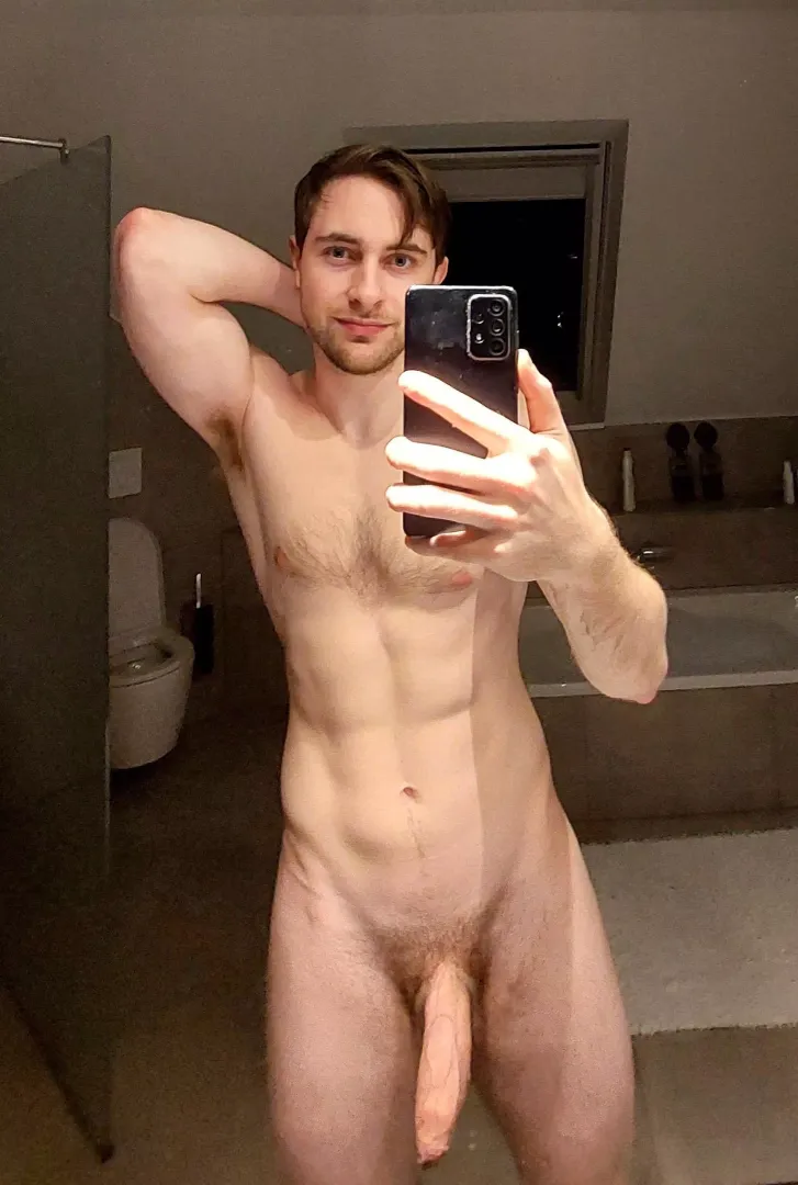 30 UK - what would you say if this slipped into your DM’s….?
