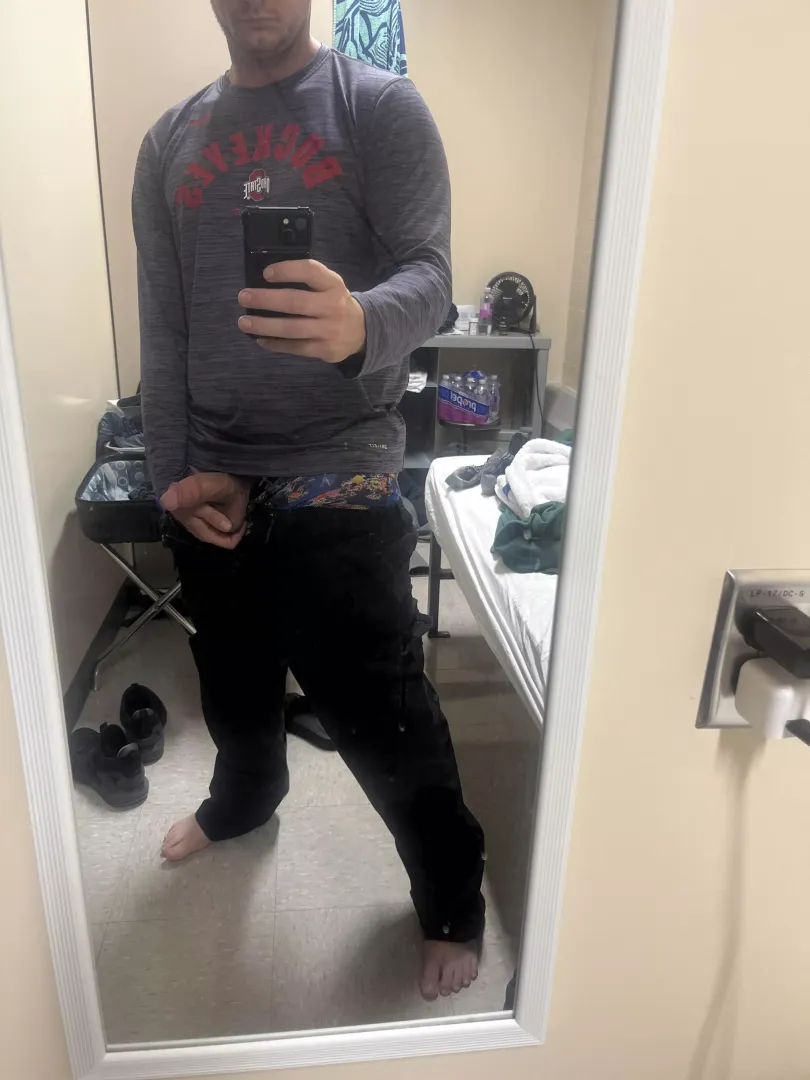 [31] 