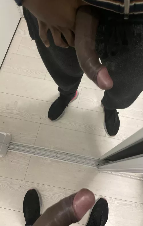 31M 10” BBC visiting long time cocksucker 58M 8” BWC. Skiing. Looking for a hungry mouth third. Or to chat We’re very fun. It’s a big reunion. Would love some.