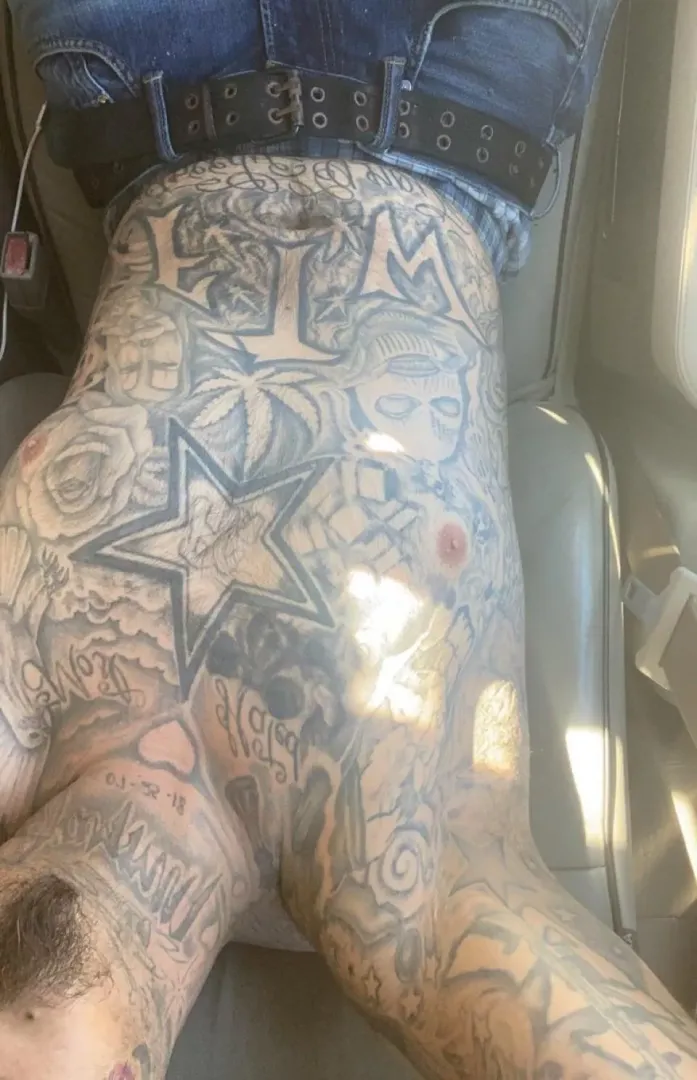 32 Latino dl down for what ever couples solo play cuckold jerk buddies fuck buddies need me to fuck ur girl what ever lmk 