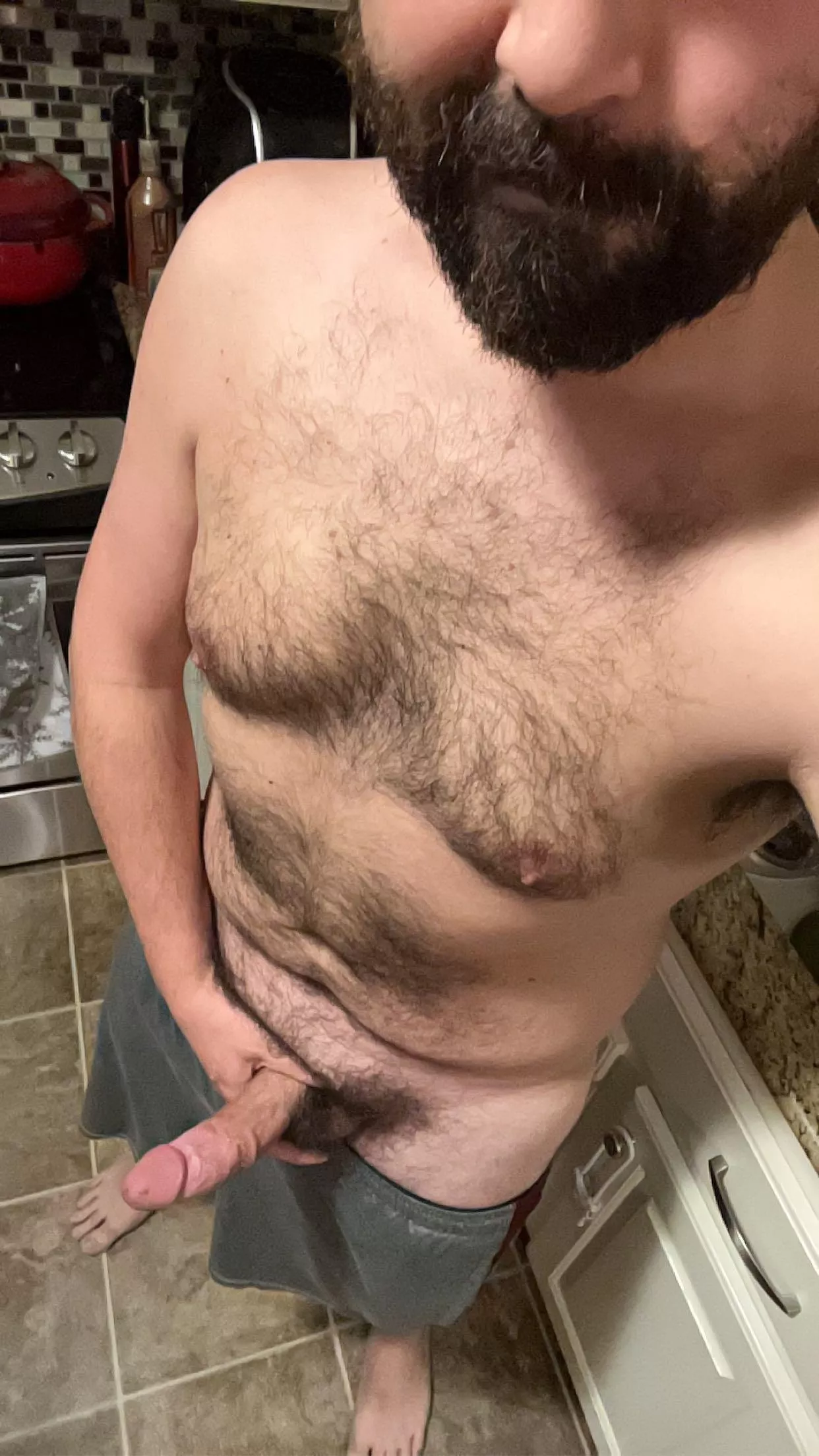 33 beard is getting thick