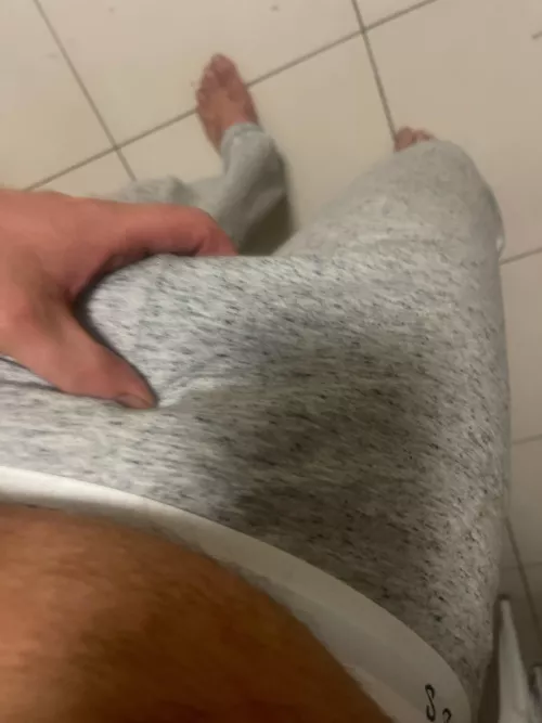 33 M aussie bored asf