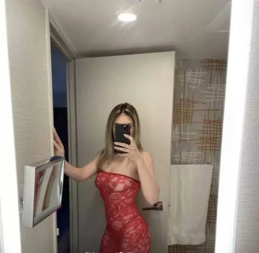 33F32M looking for big cock in Las Vegas Jan 9th and 10th