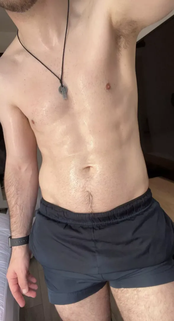 (34) Happy Friday Gaymers