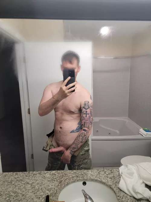 (34) Look, I'm a floating torso