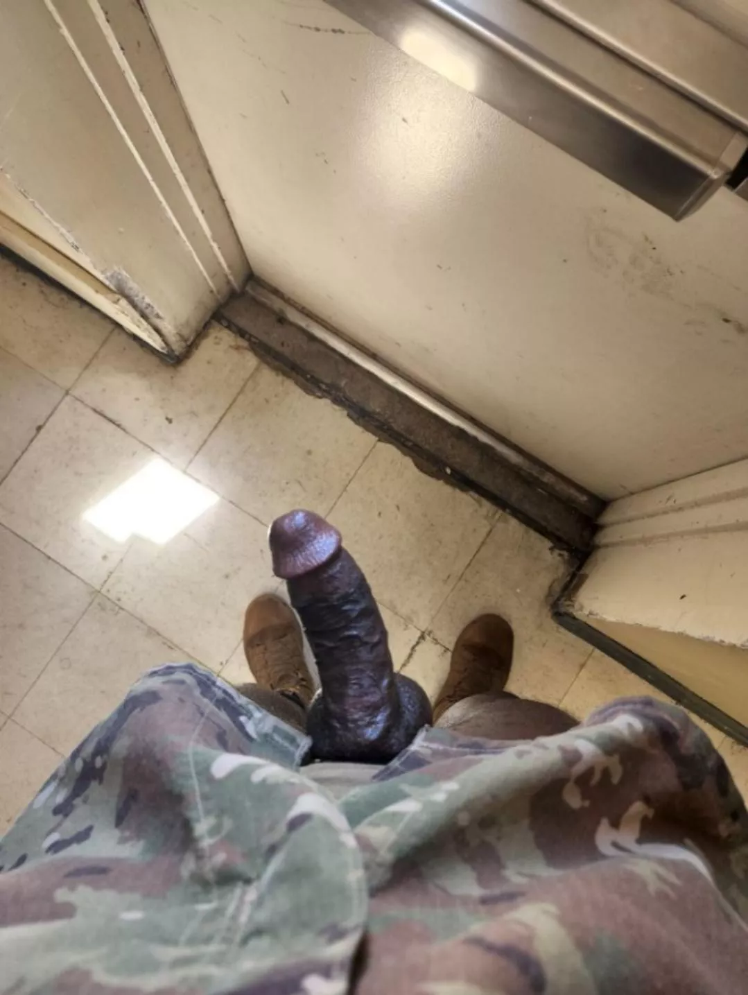 [35] Bottomless at work