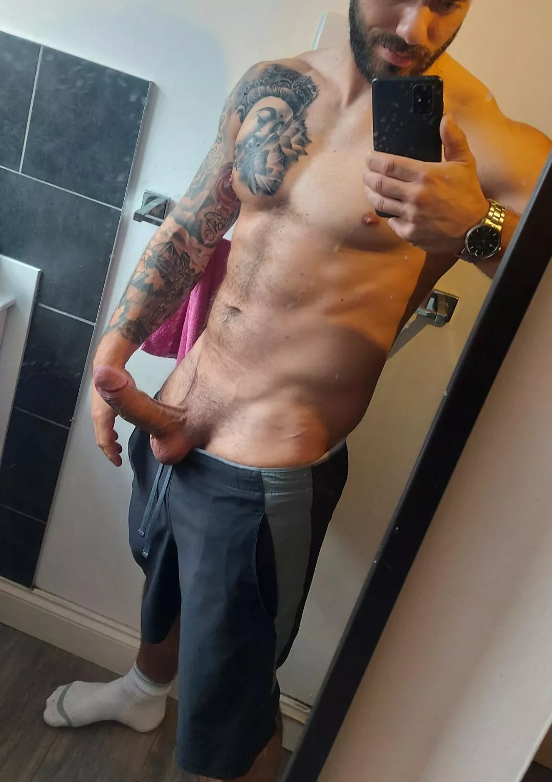 (35) I need someone to keep me warm on these cold winter mornings...