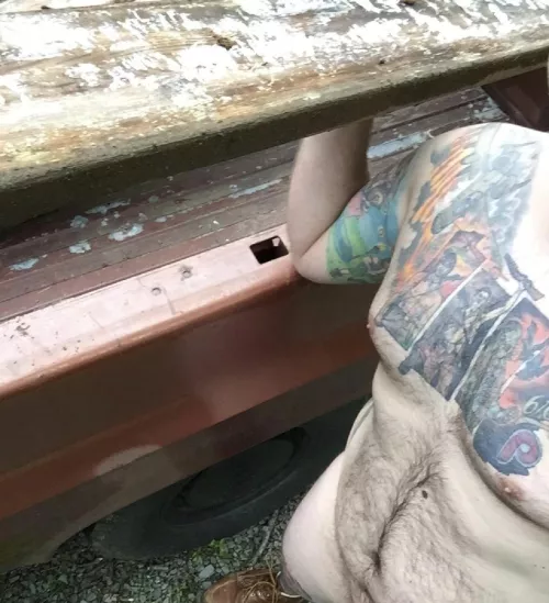 (36) Daddy is working hard