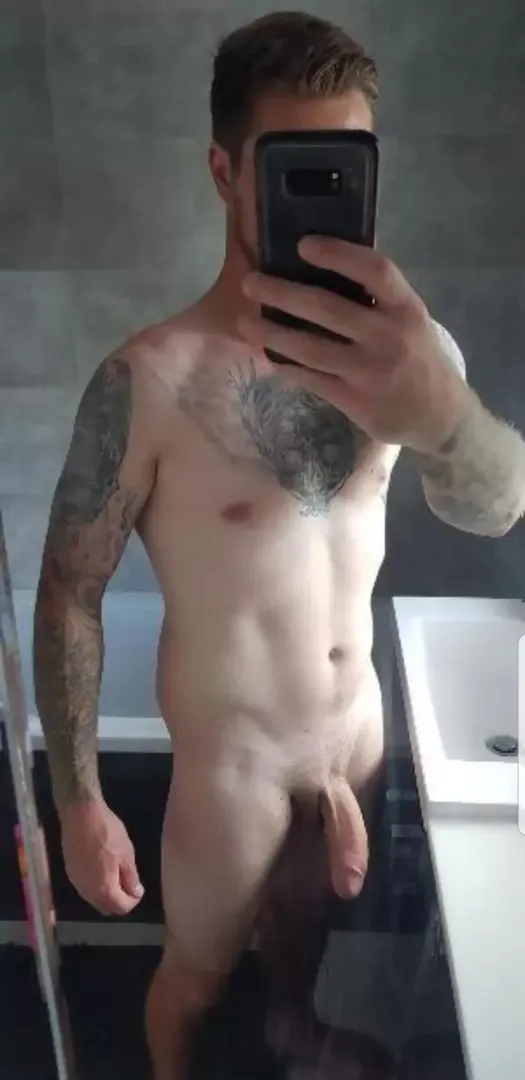 [36] Oh no, My clothes fell off...