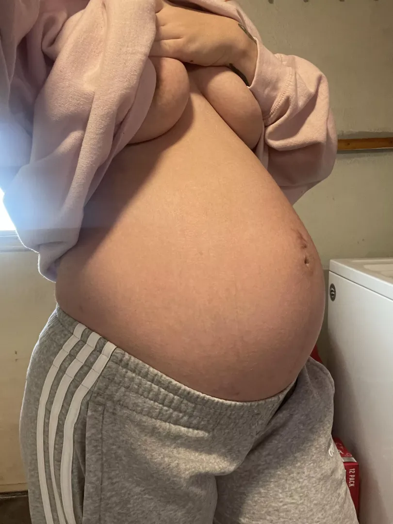 36 weeks looks amazing on me