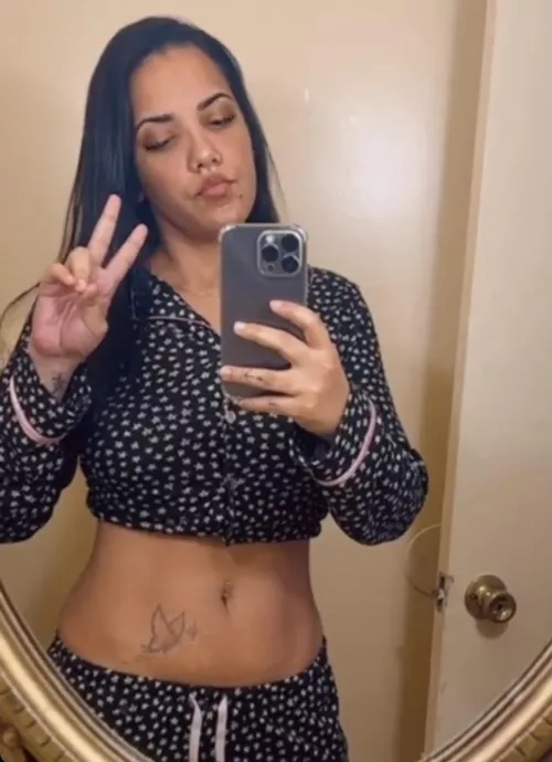 37 yr old Brazilian mother