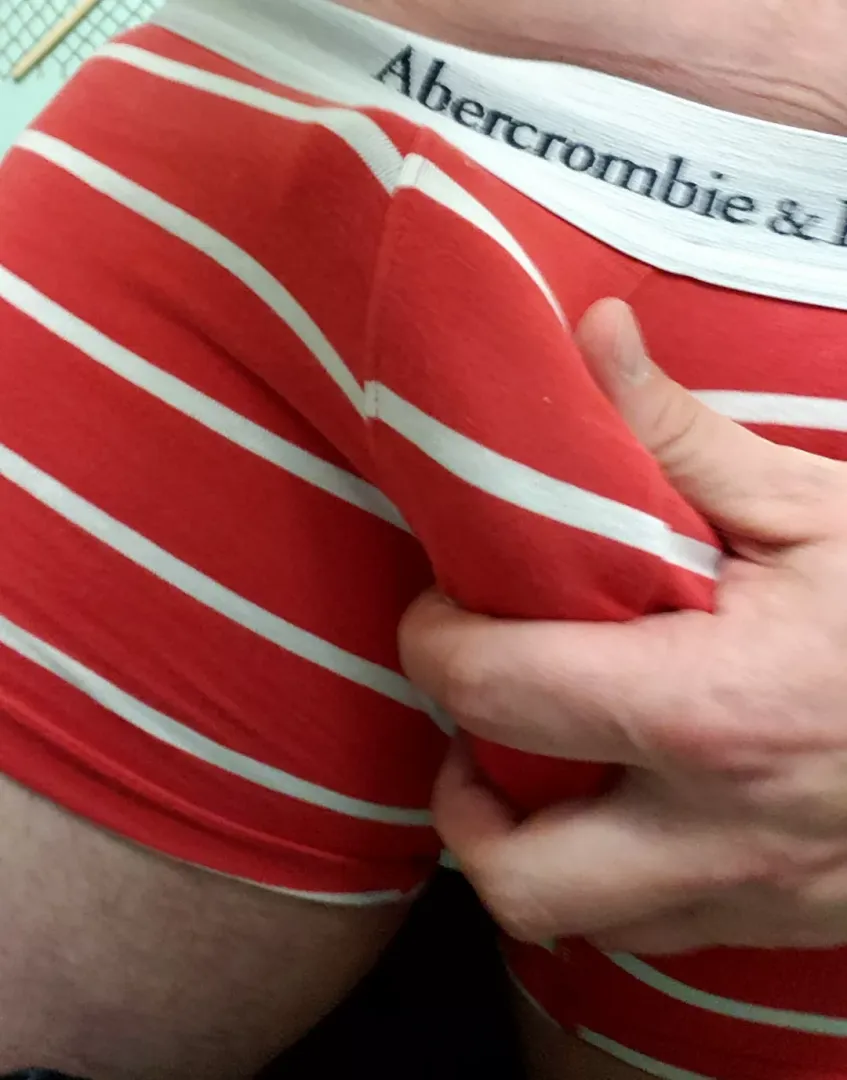 37m MA/NH, Experienced 3rd looking for fun new couples/hotwives