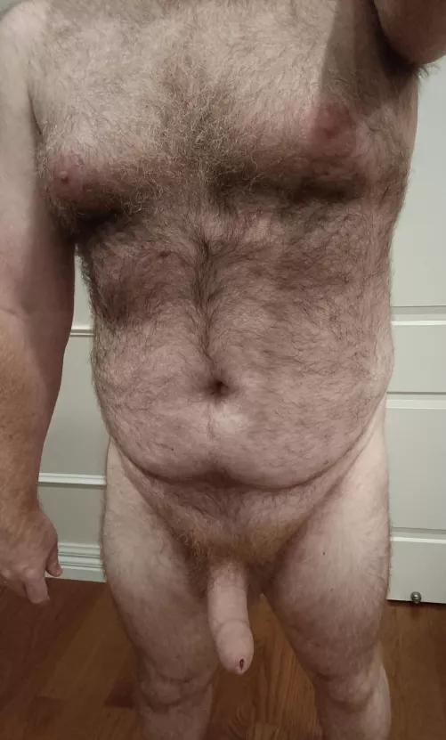 (38) Just love to get nude and stroke 