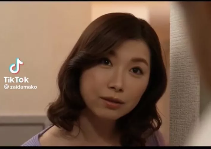 3rd time posting. Does anyone know the name of the actress plss