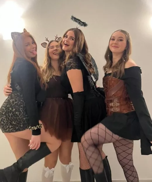 4 cuties on a party