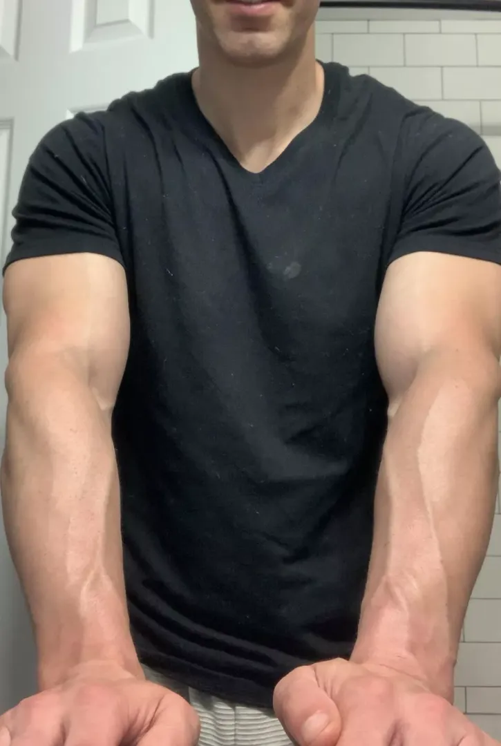 (40) dirty T-shirt