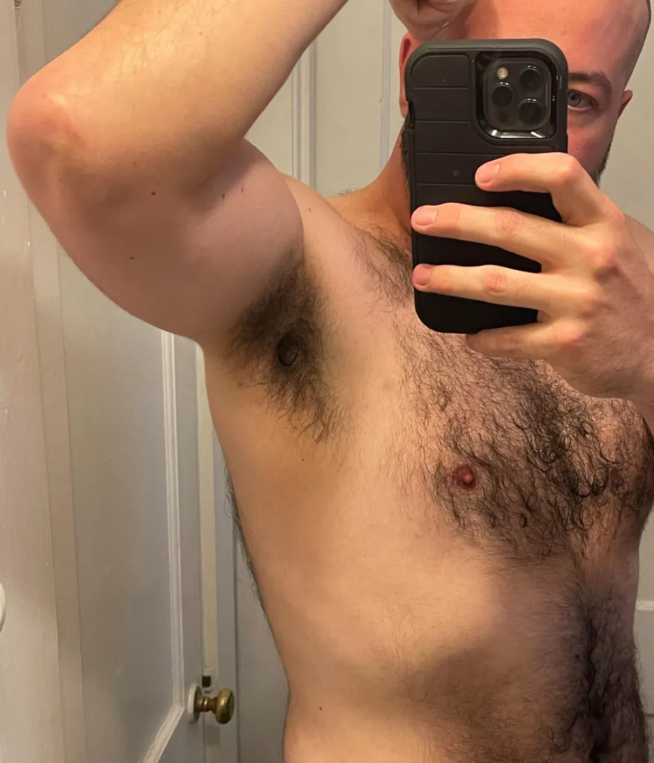 40 married dad. 6’4” 225 in texas
