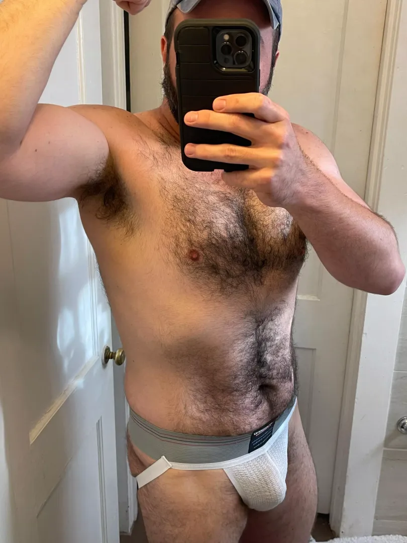 40 married dad after gym. 6’4” 225 north texas