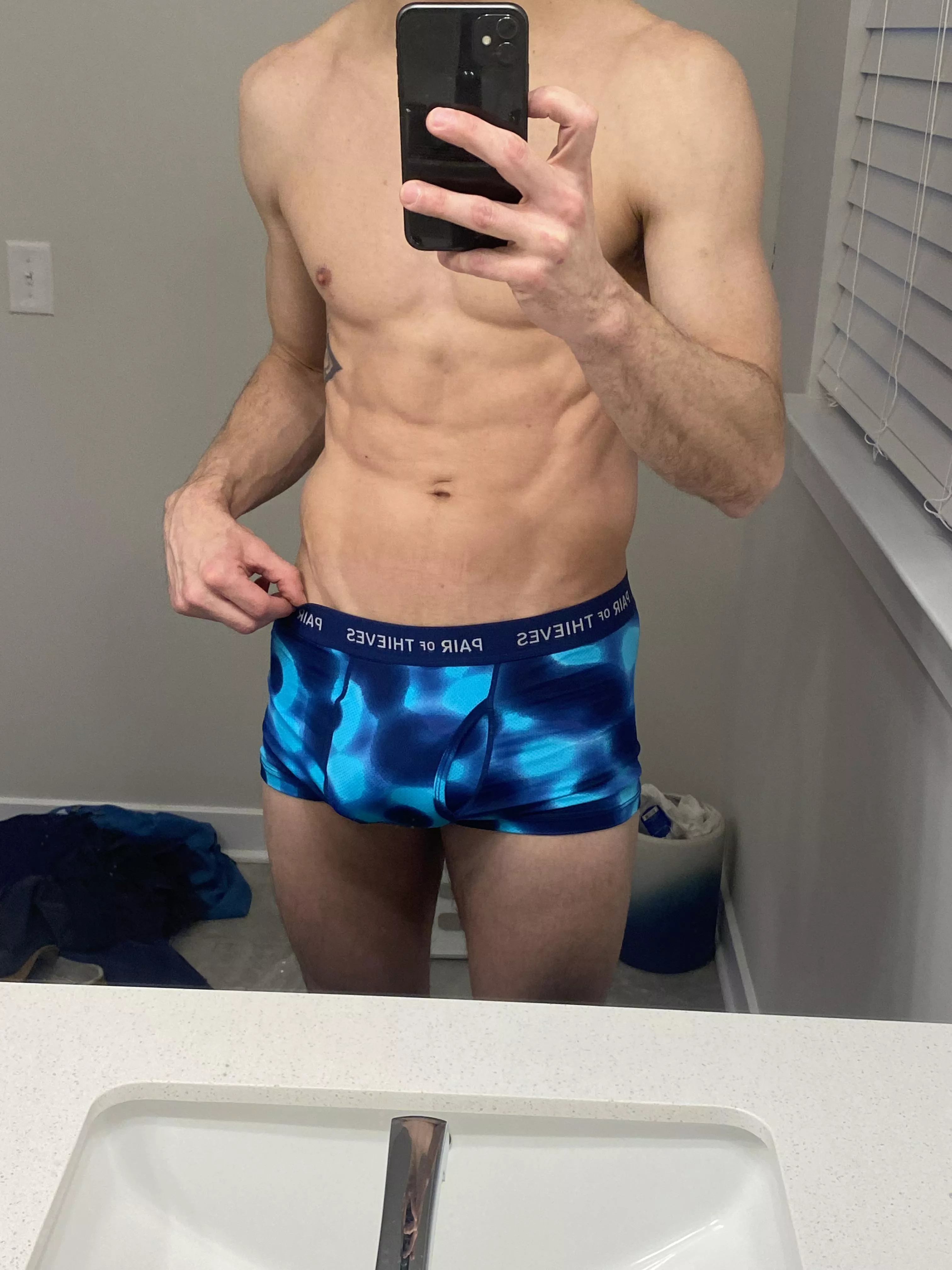 (40) Post workout Bulge