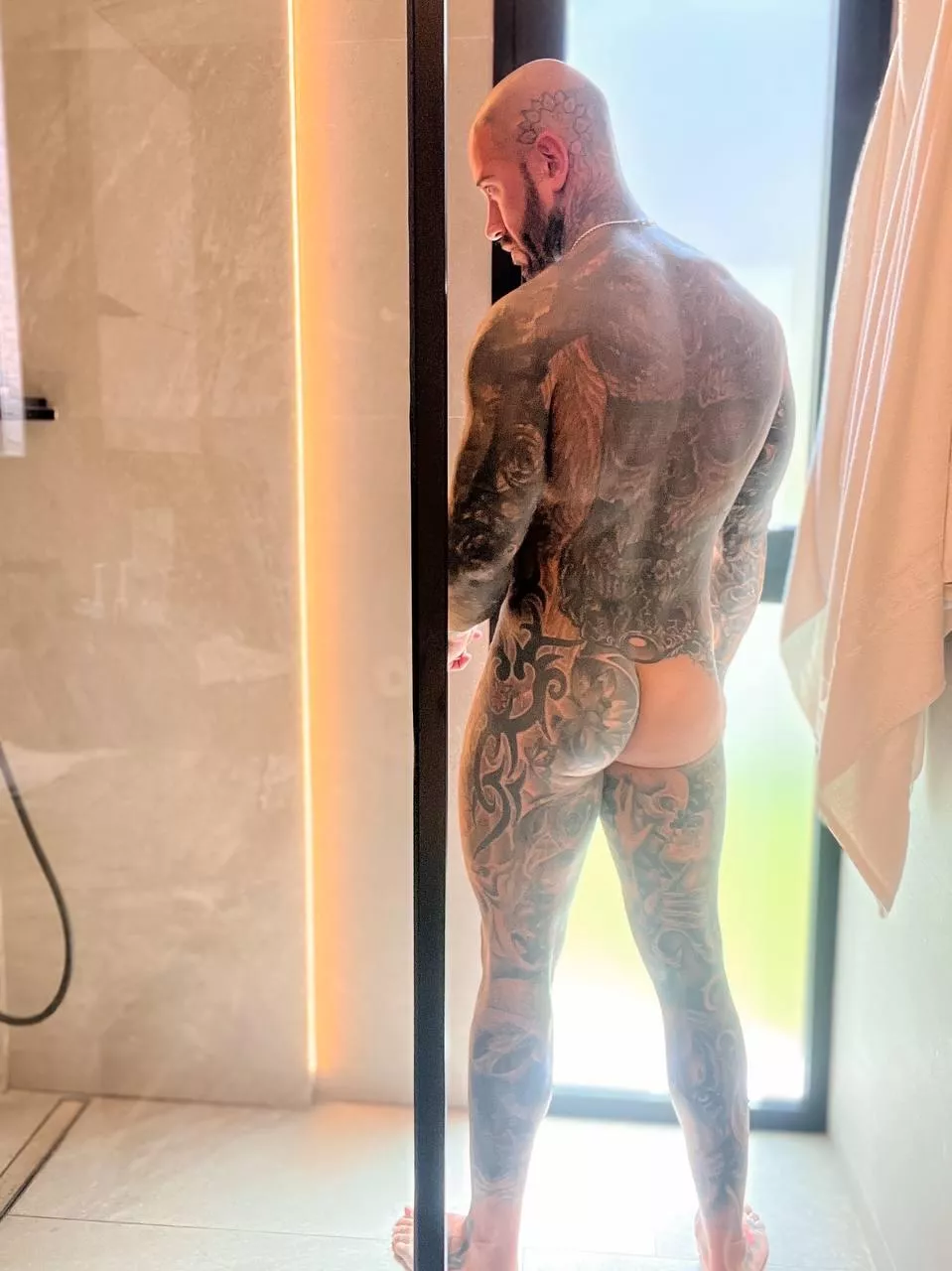 [40] the best part of showering with me is you get to pound me 