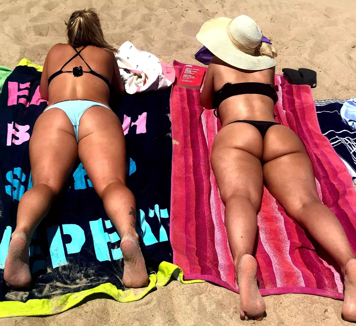 40yo and 39yo looking good! Which one would you spread?