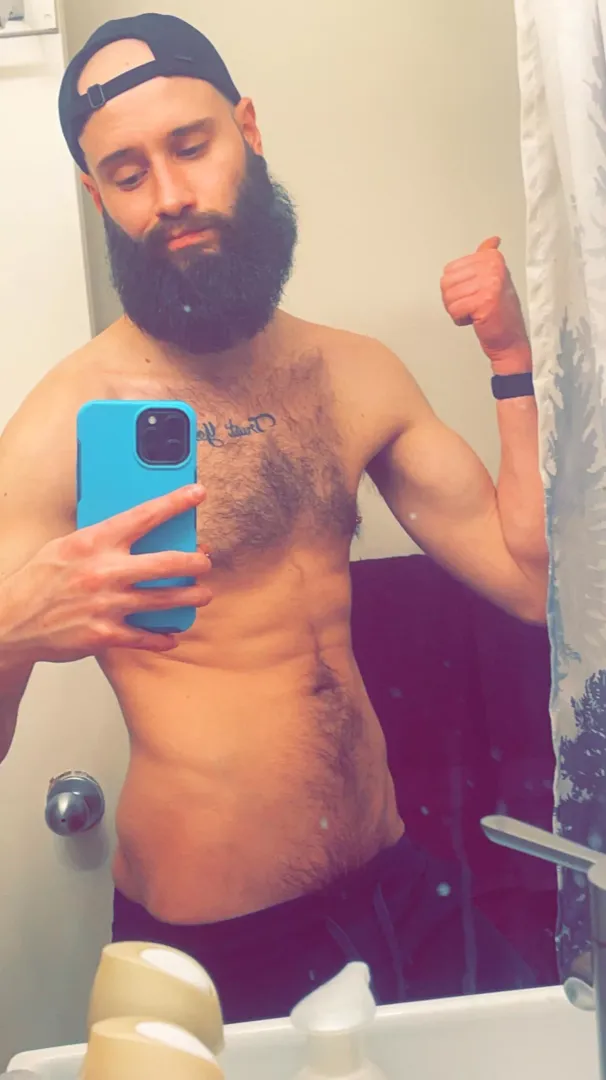 41 Bearded and hairy edition. I like the same snap me at: iamluvless